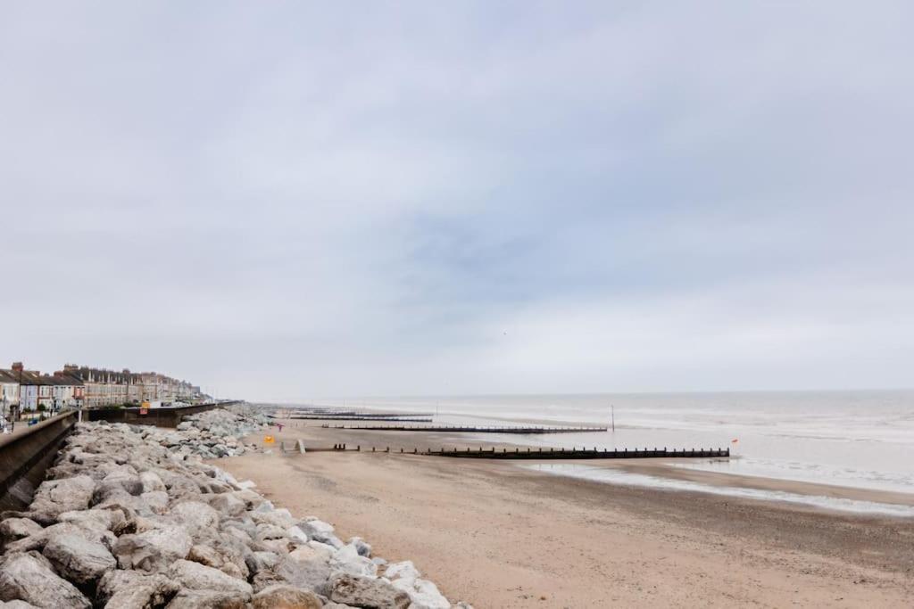 Withernsea Studio Apt & Sofa Bed Buitenkant foto